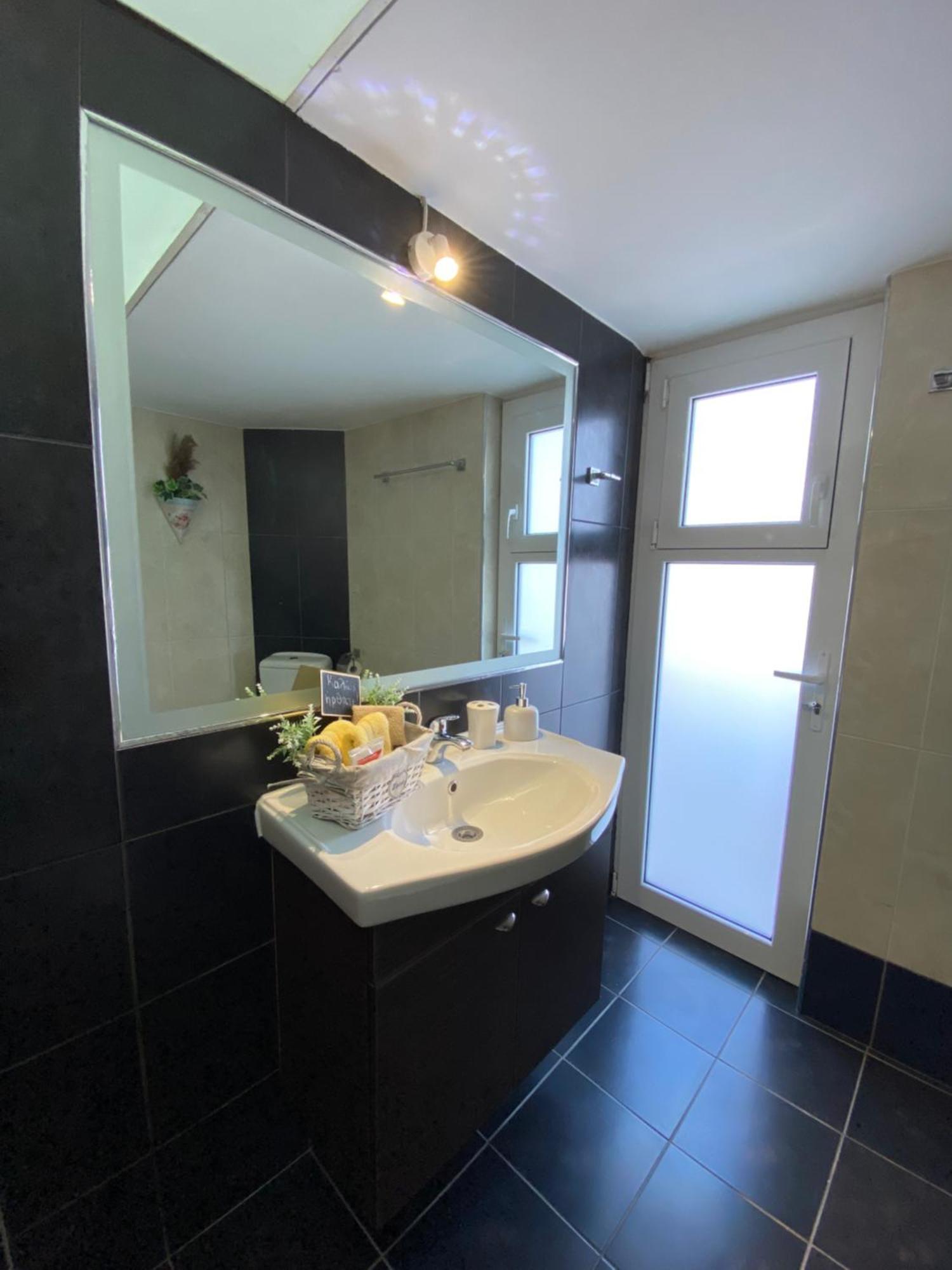 Family'S Home Trikala المظهر الخارجي الصورة